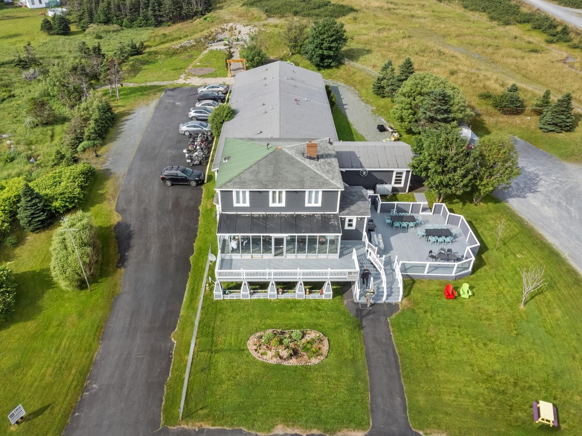 Edge Of The Avalon Inn Trepassey Exterior foto
