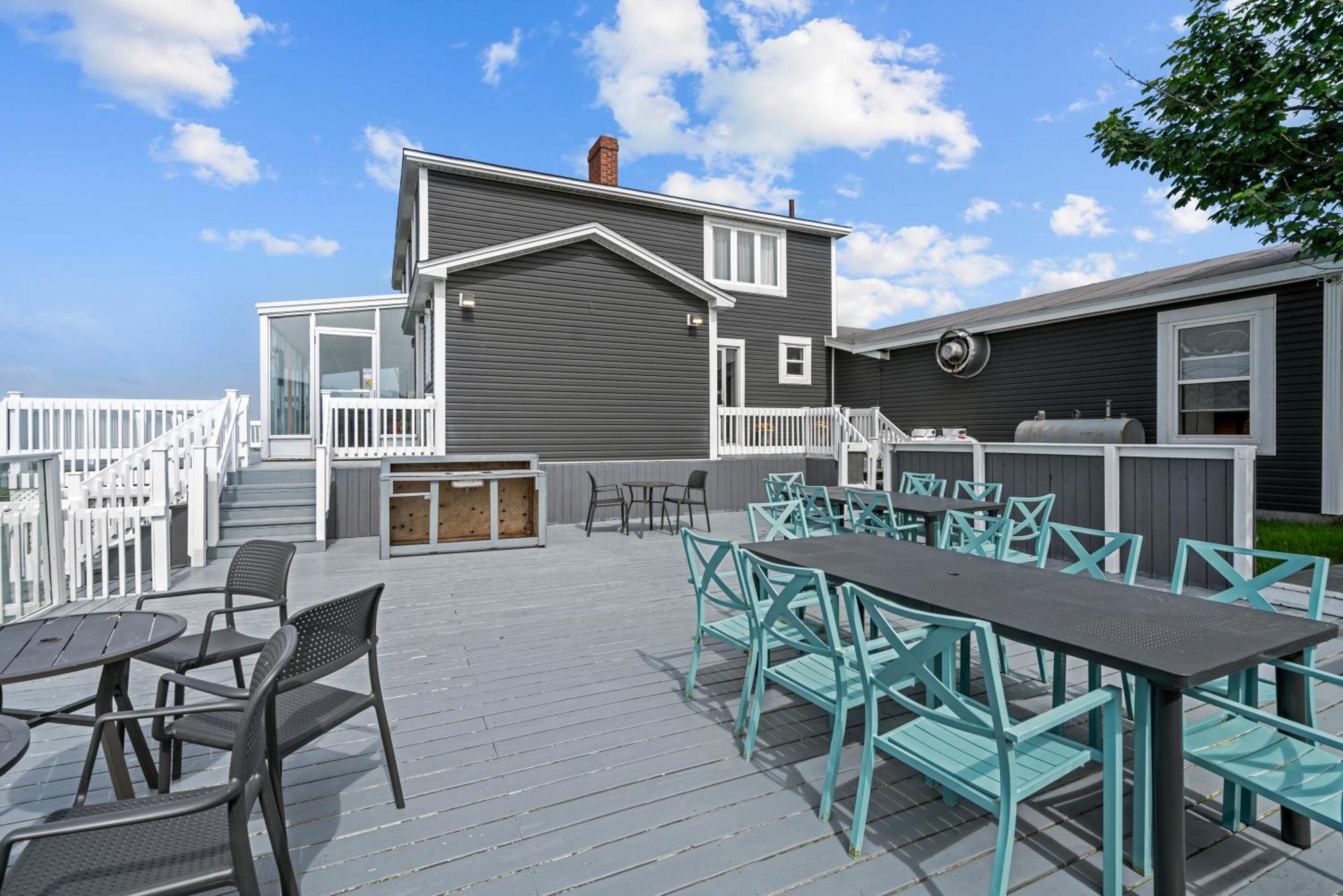 Edge Of The Avalon Inn Trepassey Exterior foto