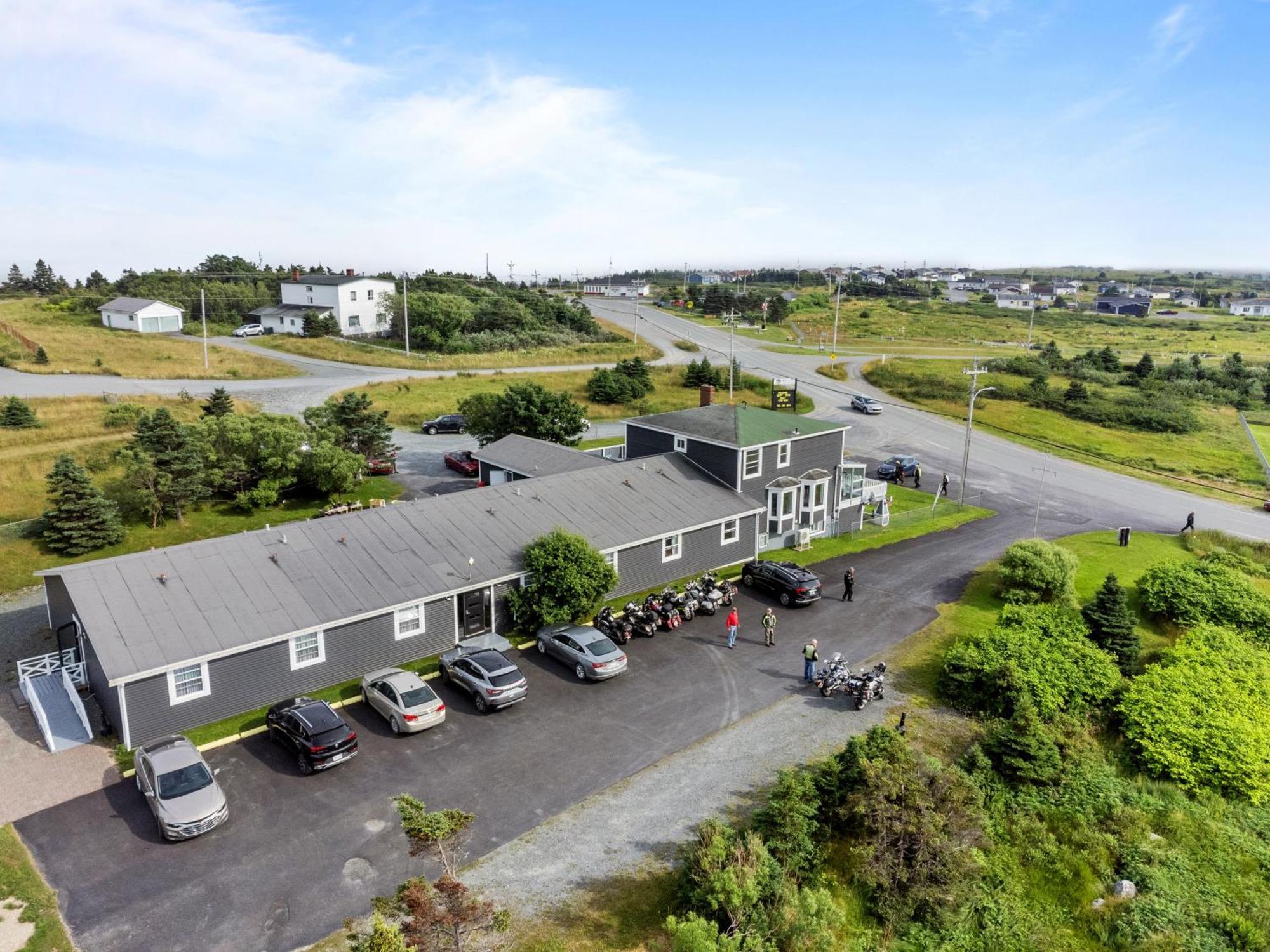 Edge Of The Avalon Inn Trepassey Exterior foto